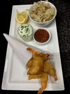 Tempura de crevettes grillées et fenouil croquant