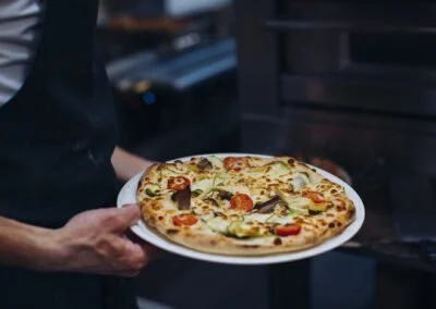 Pizza prête à servir