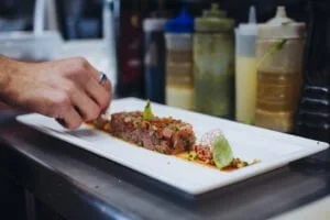 Préparation du Tartare de Thon sauce Thaï