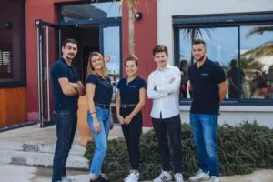 Equipe service de La Lucciola restaurant à Anglet
