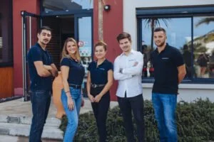 Equipe service de La Lucciola restaurant à Anglet